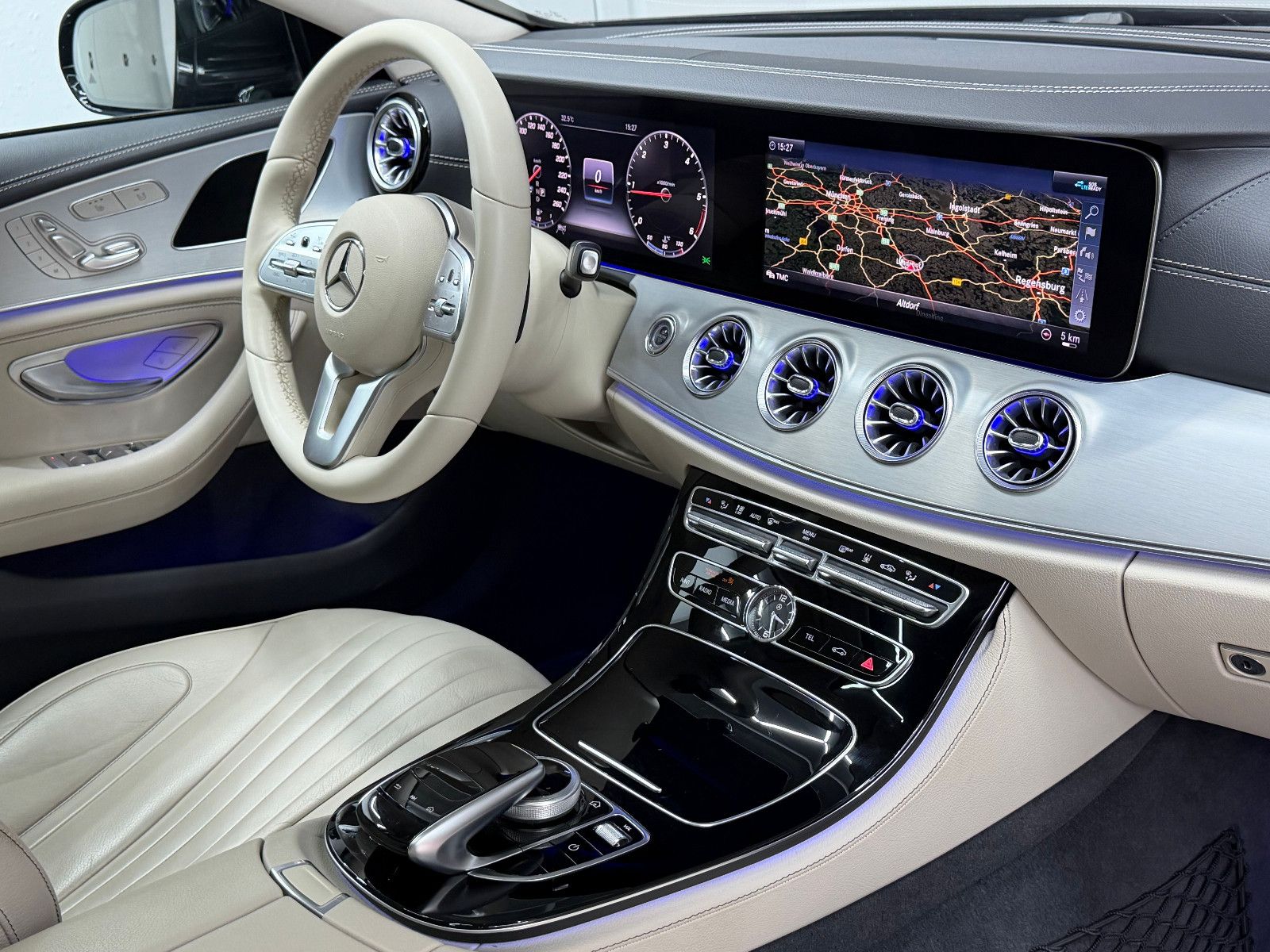 Fahrzeugabbildung Mercedes-Benz CLS 350 d 4Matic AMG-LINE/HuD/eGSD/DISTR+/STHZ
