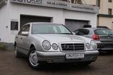 Mercedes-Benz E 240 Lim. *2.HAND *SCHIEBEDACH *KLIMA *TEMPOMAT - Mercedes-Benz E 240: T