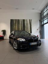BMW 525d Lim. M-Paket, Head-Up, Glasdach, ... - BMW 525 in Bremen