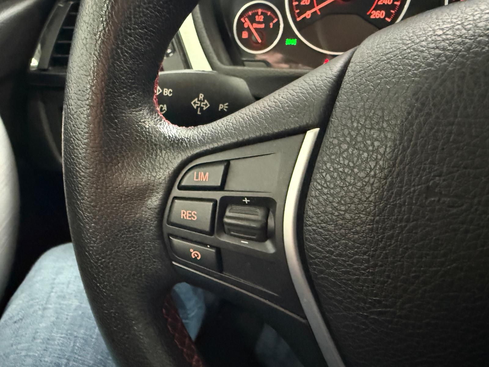 BMW 320 d*SPORT*AUTO*PANO*NAVI*CAM*HUD*BI-XN*LED*TMP