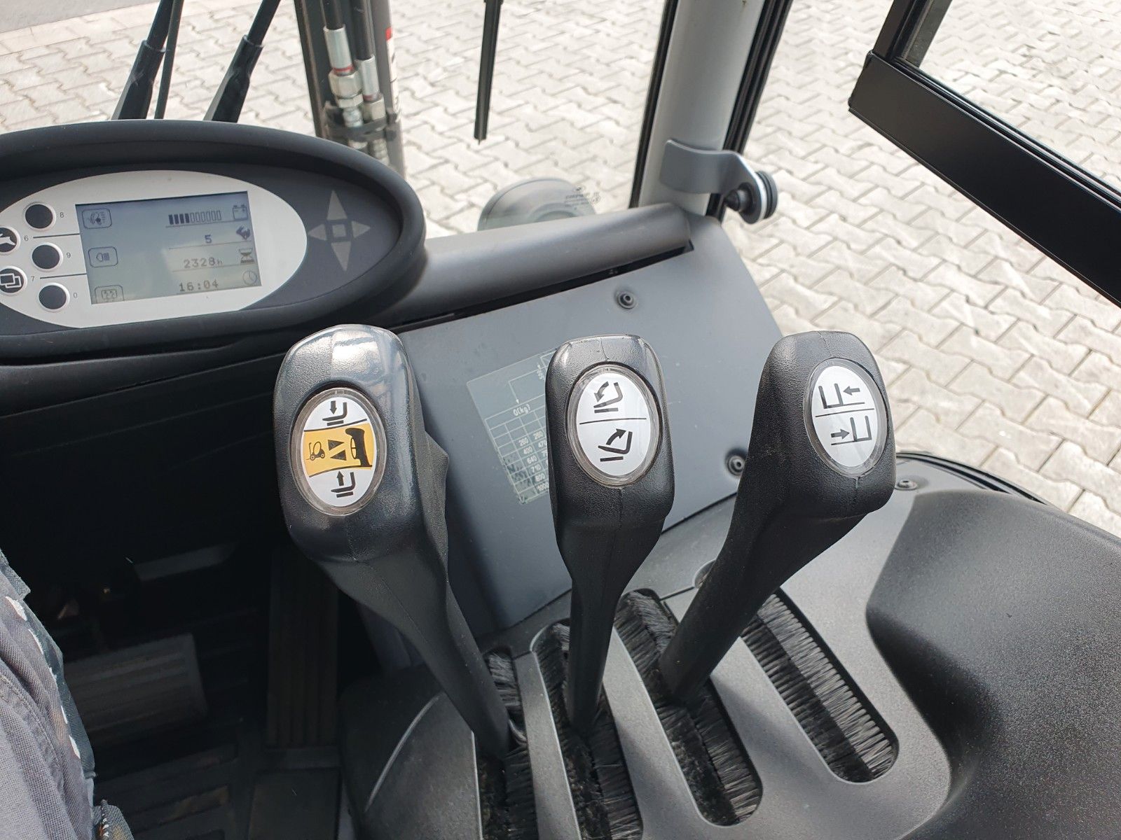 Fahrzeugabbildung Still RX 20-14 / Triplex: 4,3m / nur 2.328h / SS