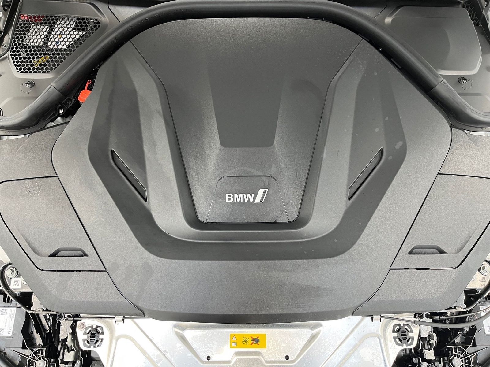 BMW i4 - Bild 16