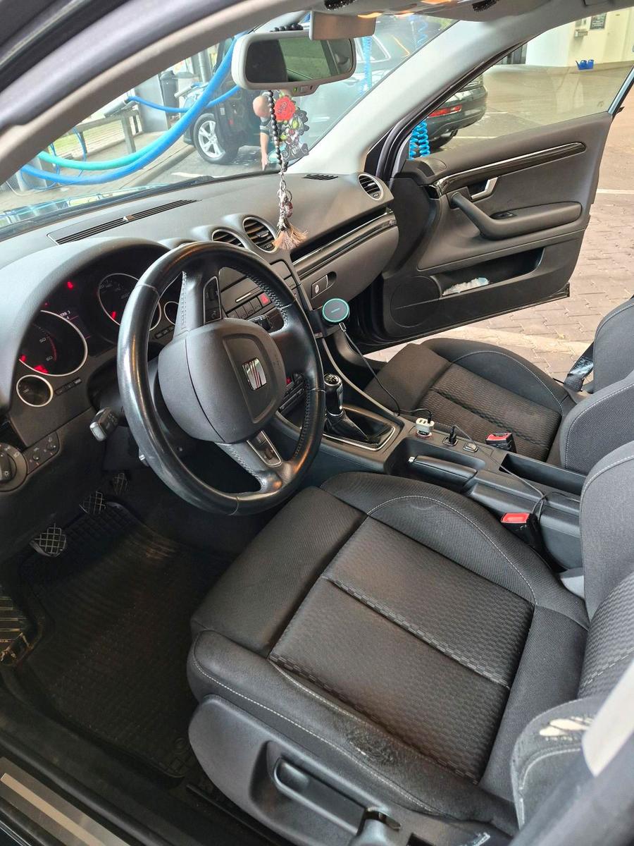 Seat Exeo 2011 — engine 143 HP (105kW)