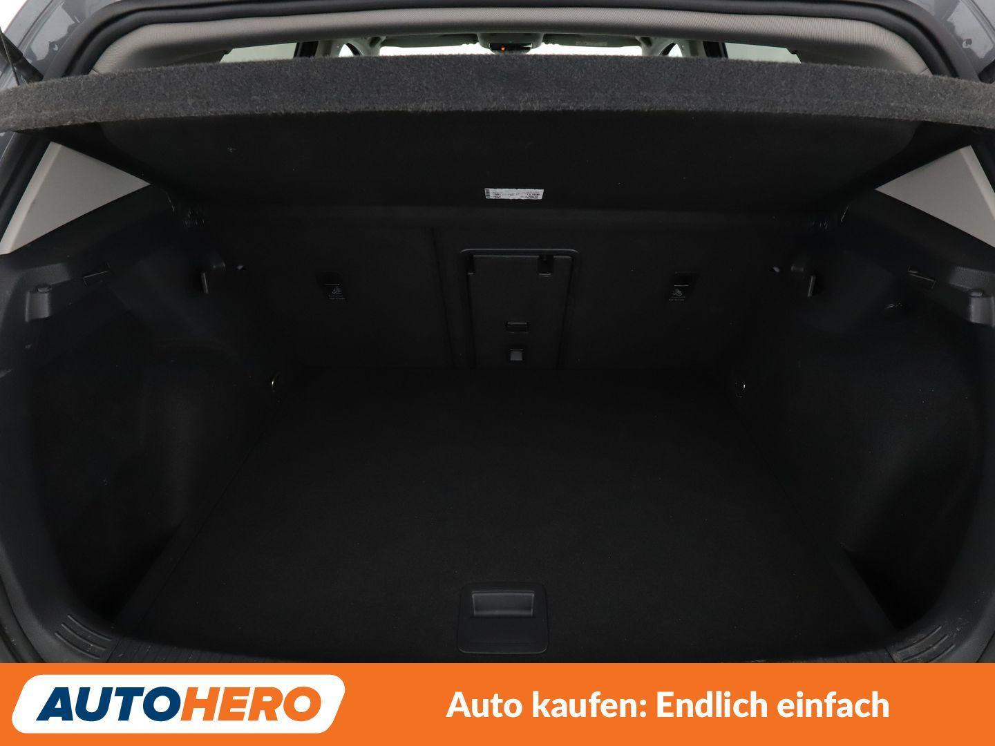 Volkswagen Golf VIII 2.0 TDI Life Aut.*NAVI*PDC*SHZ*, миниатюра 16