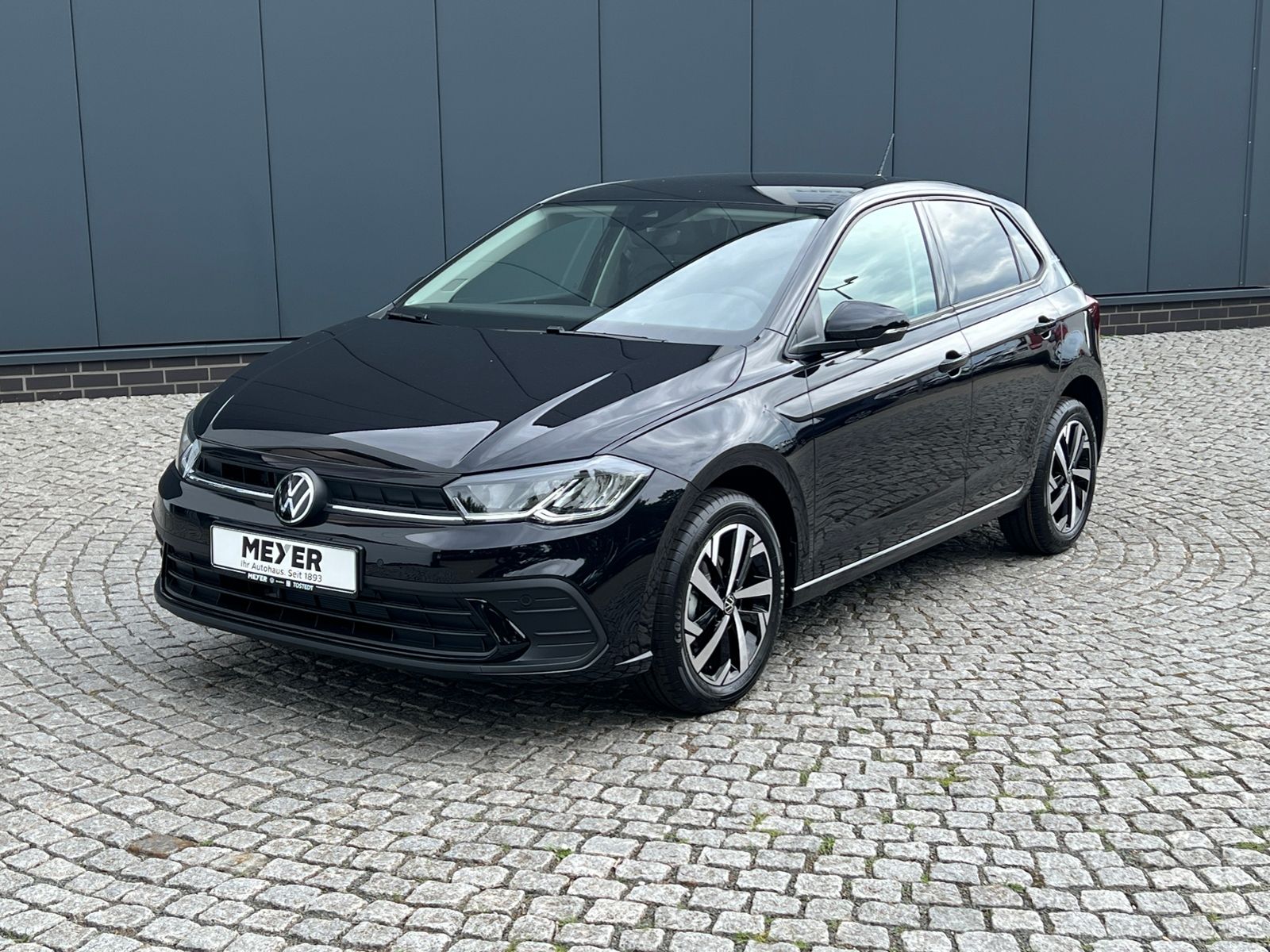 Fahrzeugabbildung Volkswagen Polo GOAL 1.0 TSI * LED, App-Connect, 16"-LM*