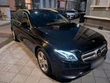Mercedes-Benz   E-220   U214PO - Mercedes-Benz E 220 Gebrauchtwagen in Karlsruhe