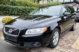 Volvo V70 KOMBI AUTOMATIK AHK NAVI KLIMAAUTOMATIK - gebrauchte Volvo V70 aus dem Jahr 2013