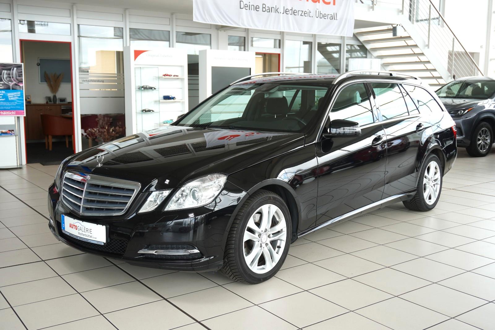 Mercedes-Benz E 300 CDI T-Modell BlueEfficiency Autom. Navi