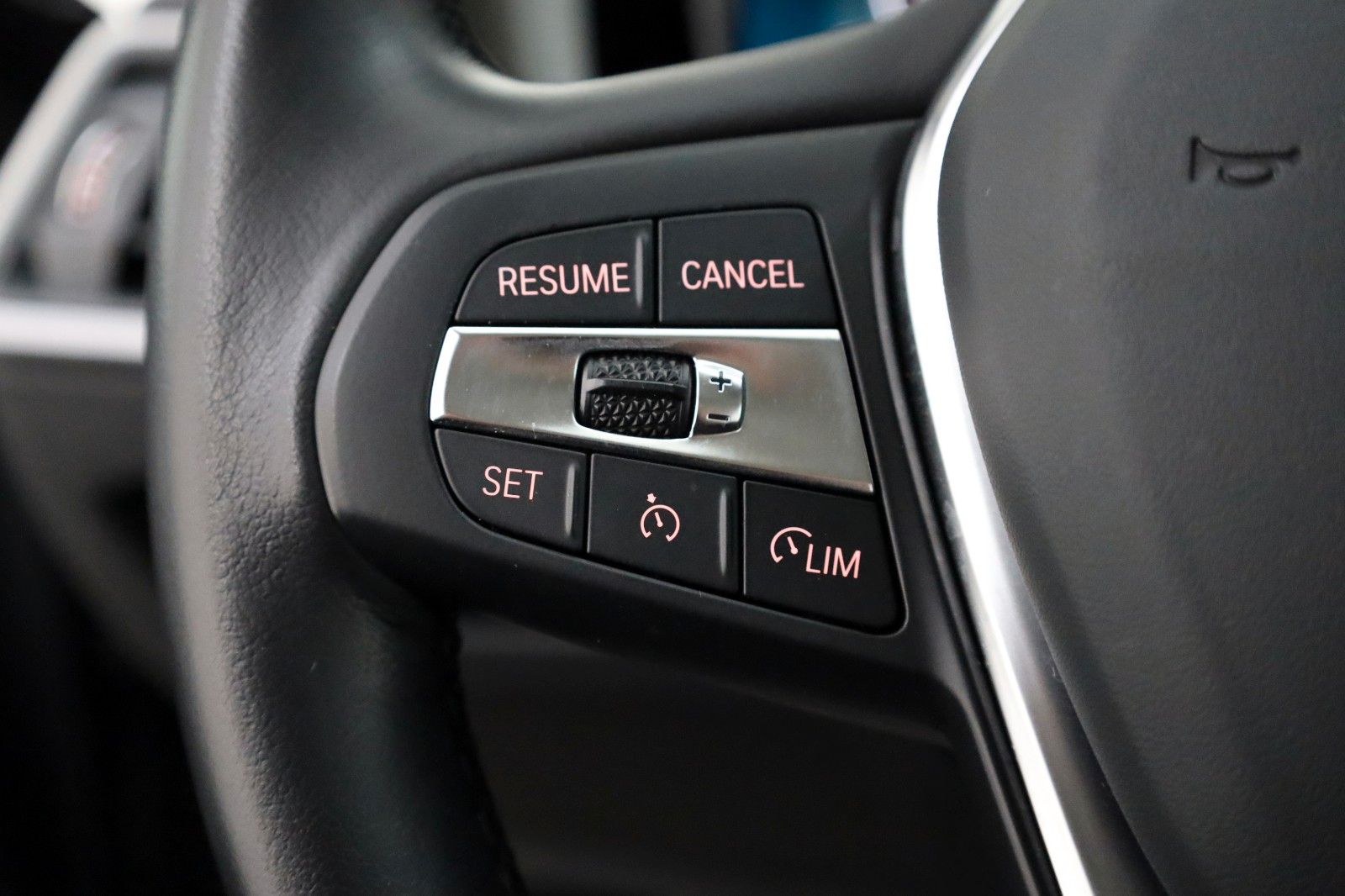Fahrzeugabbildung BMW 320 e Advantage,Lim. Leder,Navi,LED,SH,Kamera