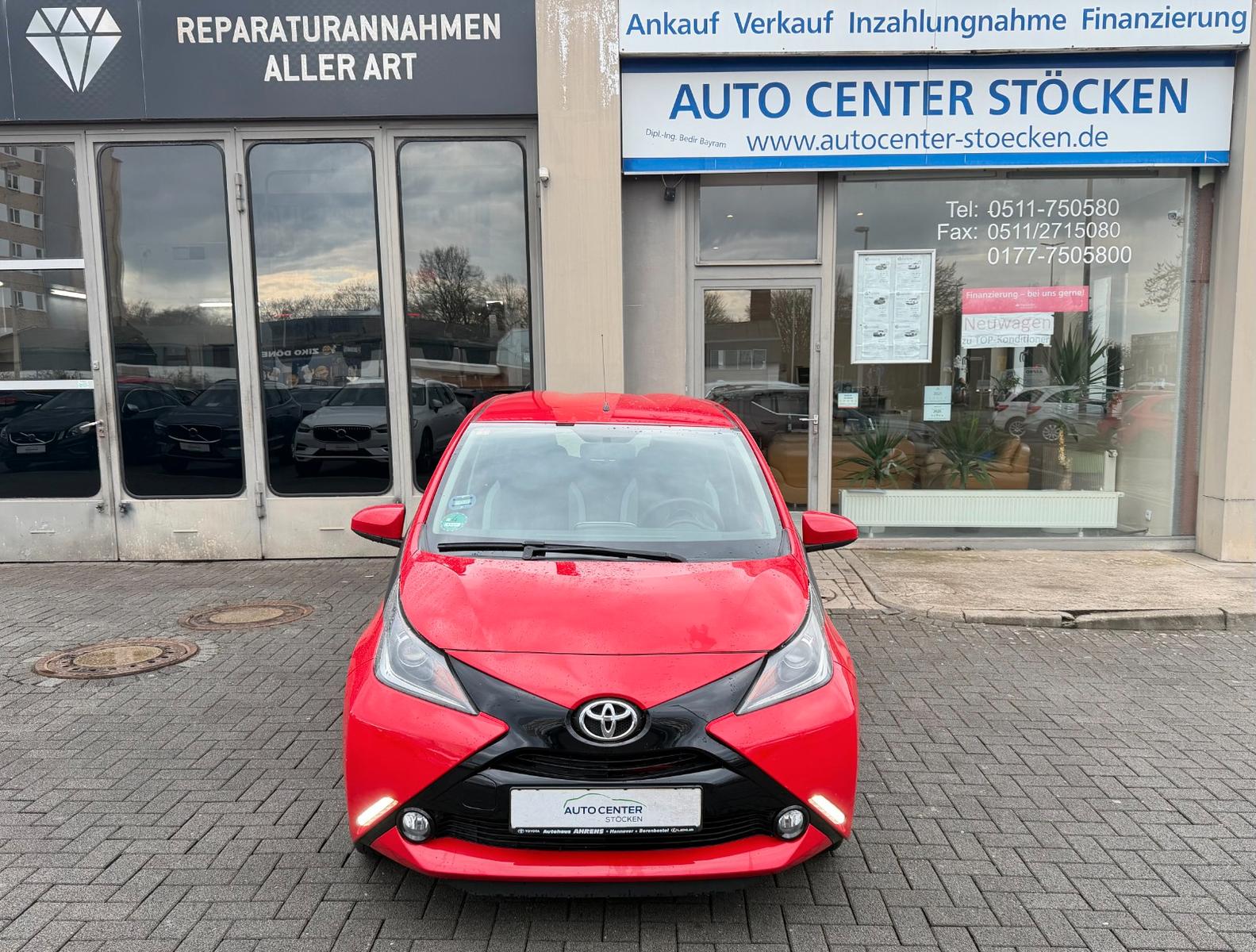Toyota Aygo AYGO X-Play Team D KLIMA SERVO ALU KAMERA