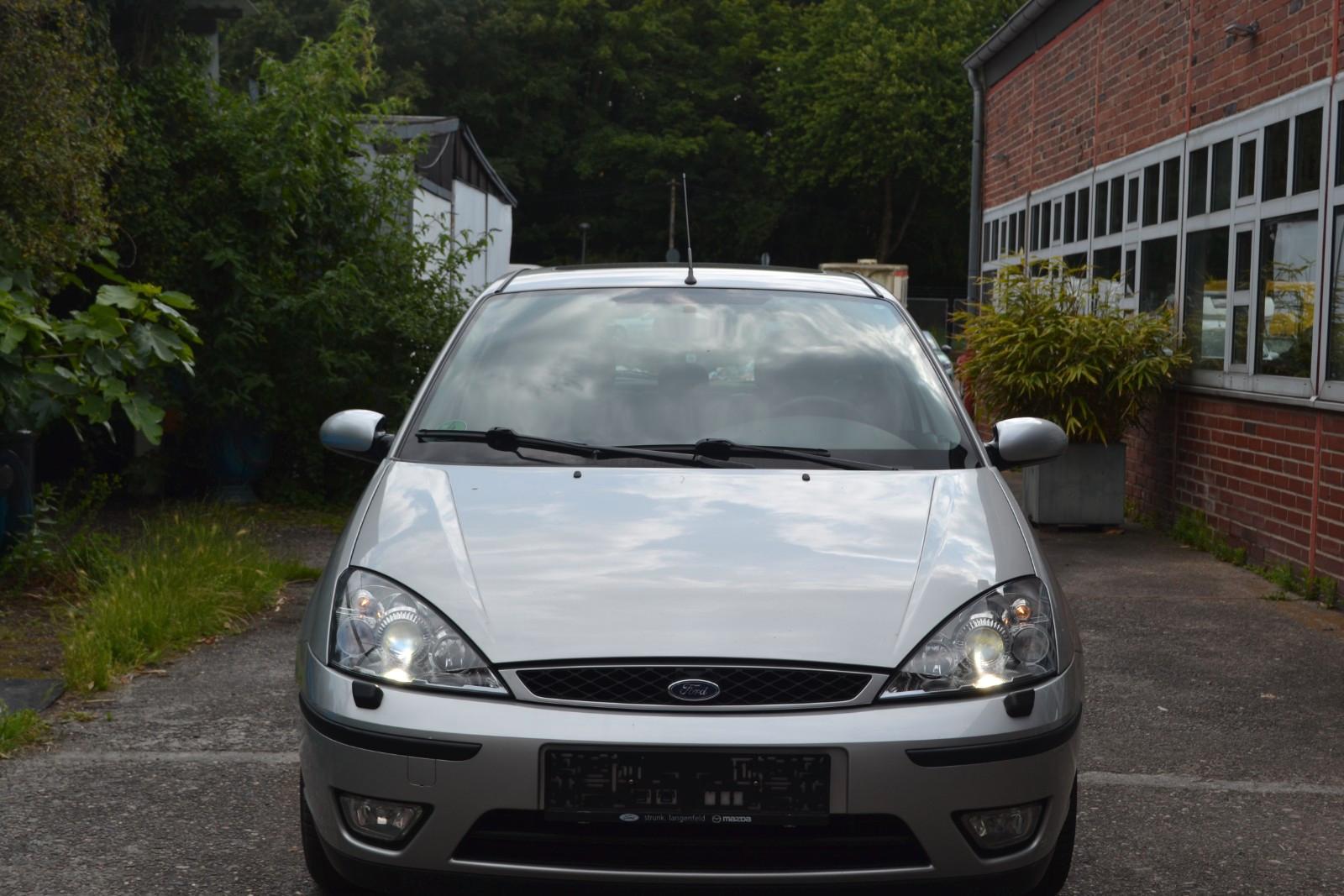 Ford Focus 1.8Ghia-Klimaauto-SHZ-Alu-Schiebedach