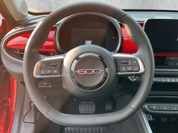 Fiat 600e RED Allwetterreifen*Isofix*PDC*LED*DAB*