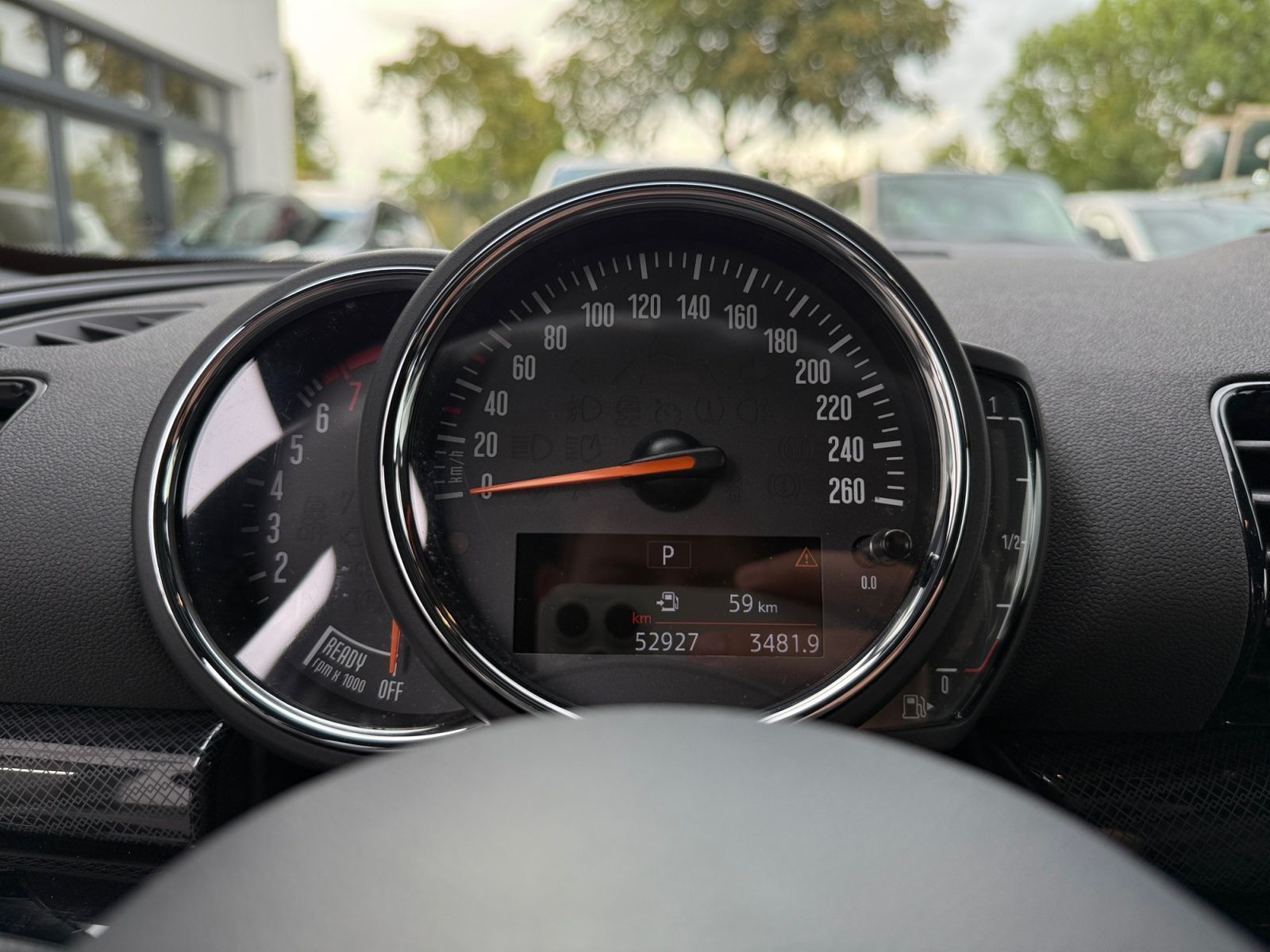 Fahrzeugabbildung MINI Cooper Clubman MINI Aut. PANO/TEMPO/1.HAND