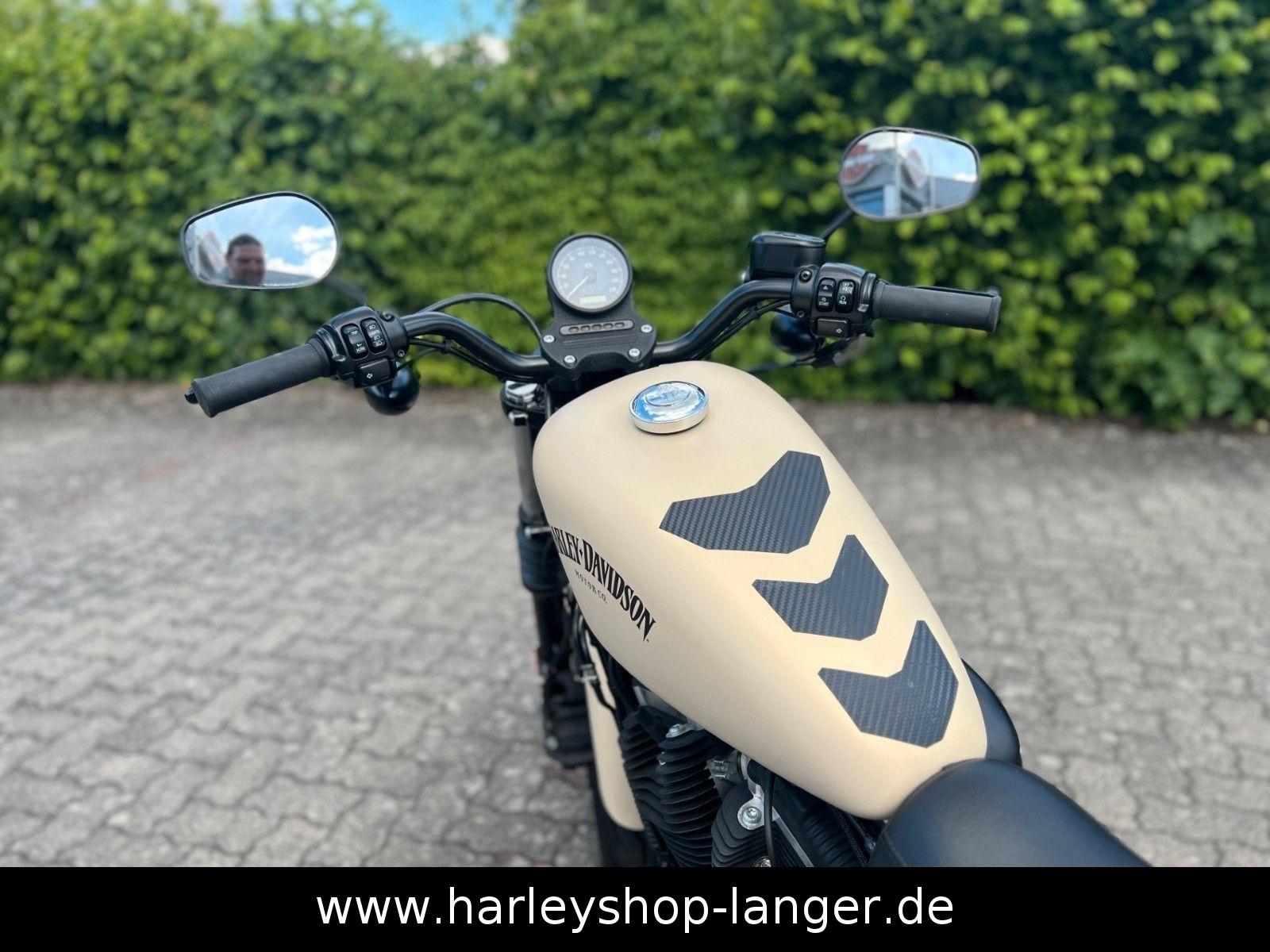 Harley-Davidson Sportster 883 Iron