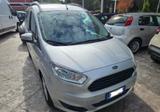 Ford Tourneo Courier 1.5 TDCI 75 CV Titanium - Ford Tourneo Courier Titanium mit Diesel-Antrieb