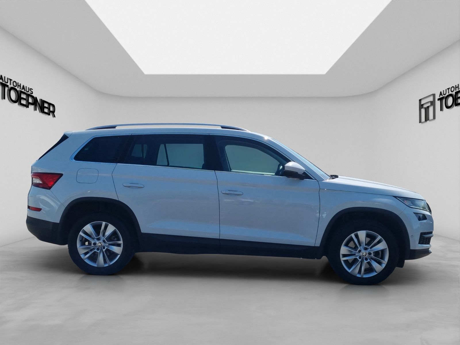 Fahrzeugabbildung SKODA Kodiaq Style 4x4 2,0 TSI DSG Navi AHK ACC