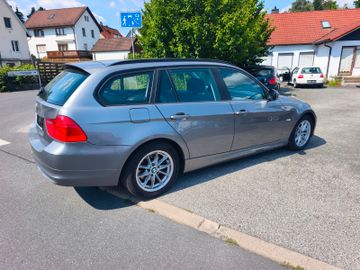 BMW 320 - 6