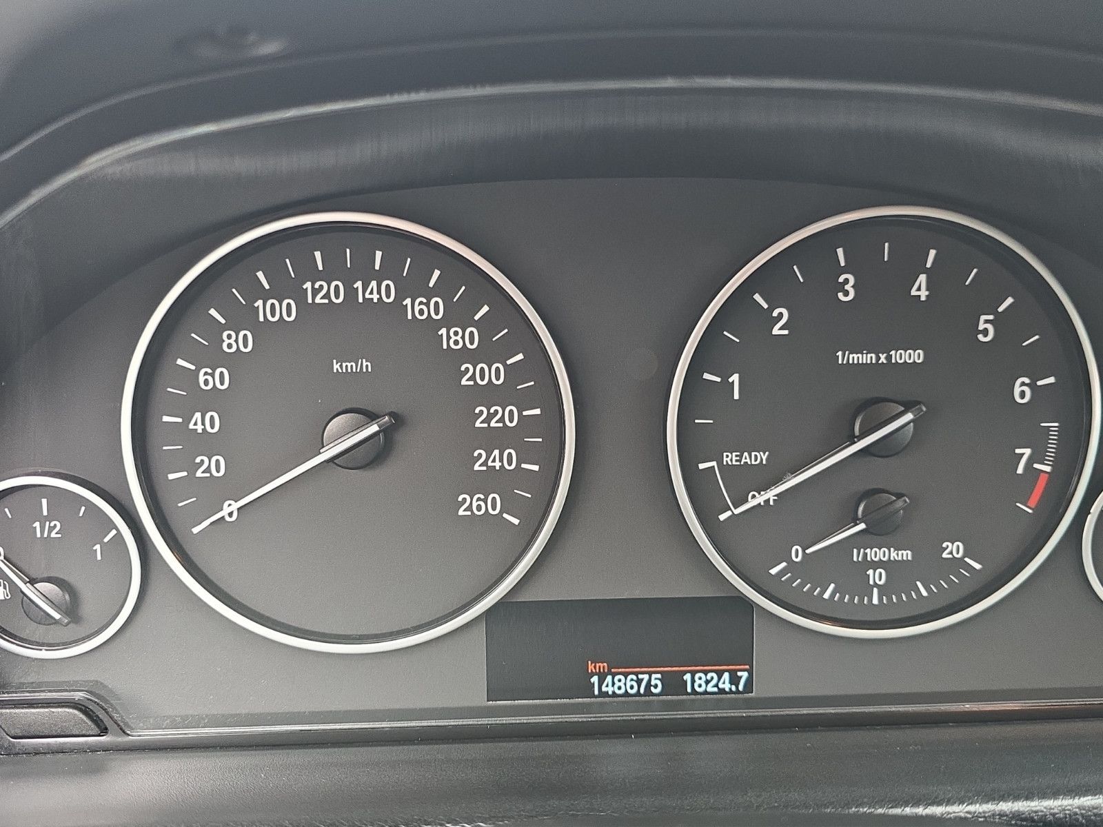 Fahrzeugabbildung BMW 320 i+NAVI BUSINES+PDC+SHZ