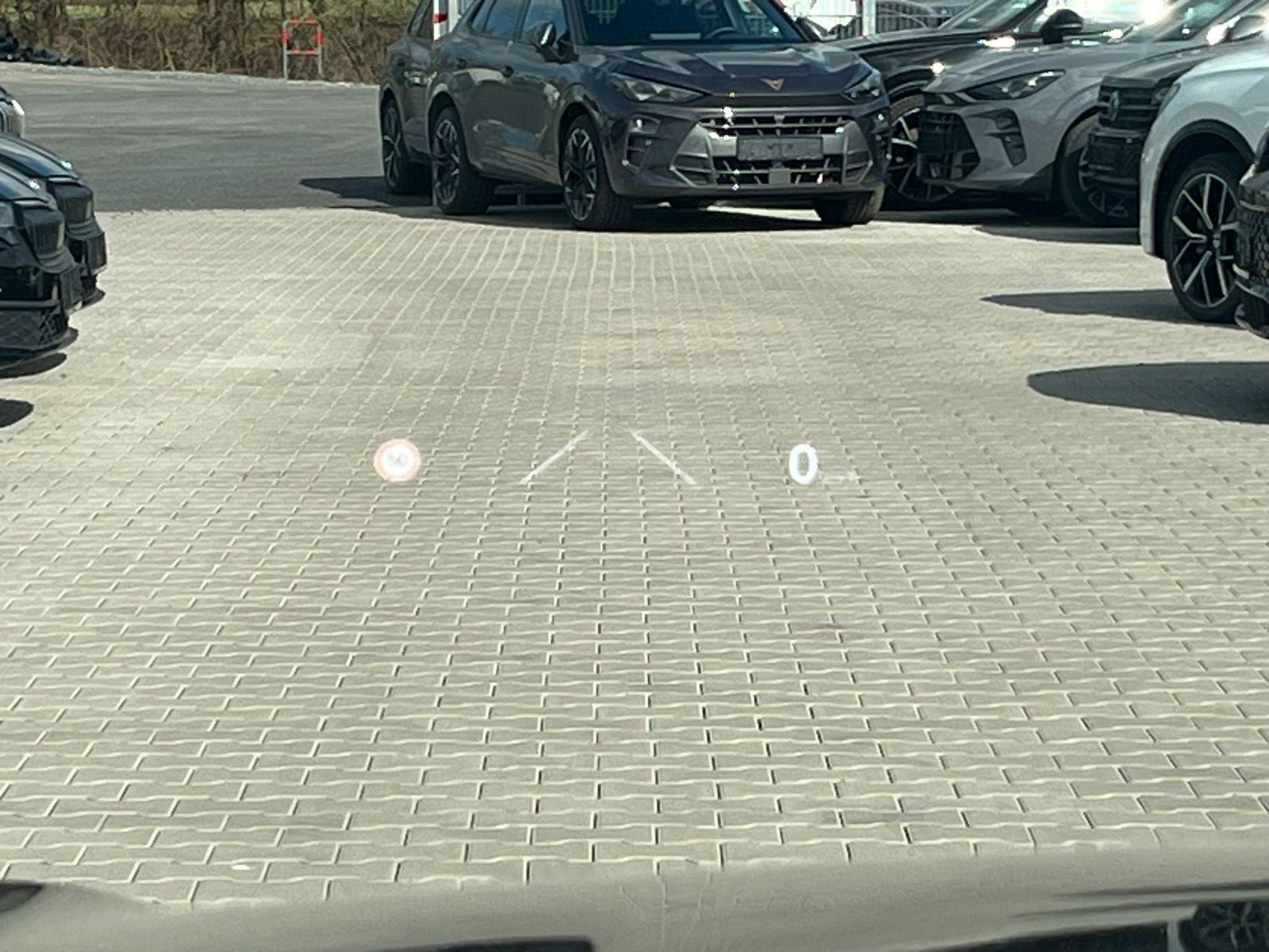 Fahrzeugabbildung Volkswagen Touareg 3.0TDI 4M R-Line VOLL Black 22" UPE 114T