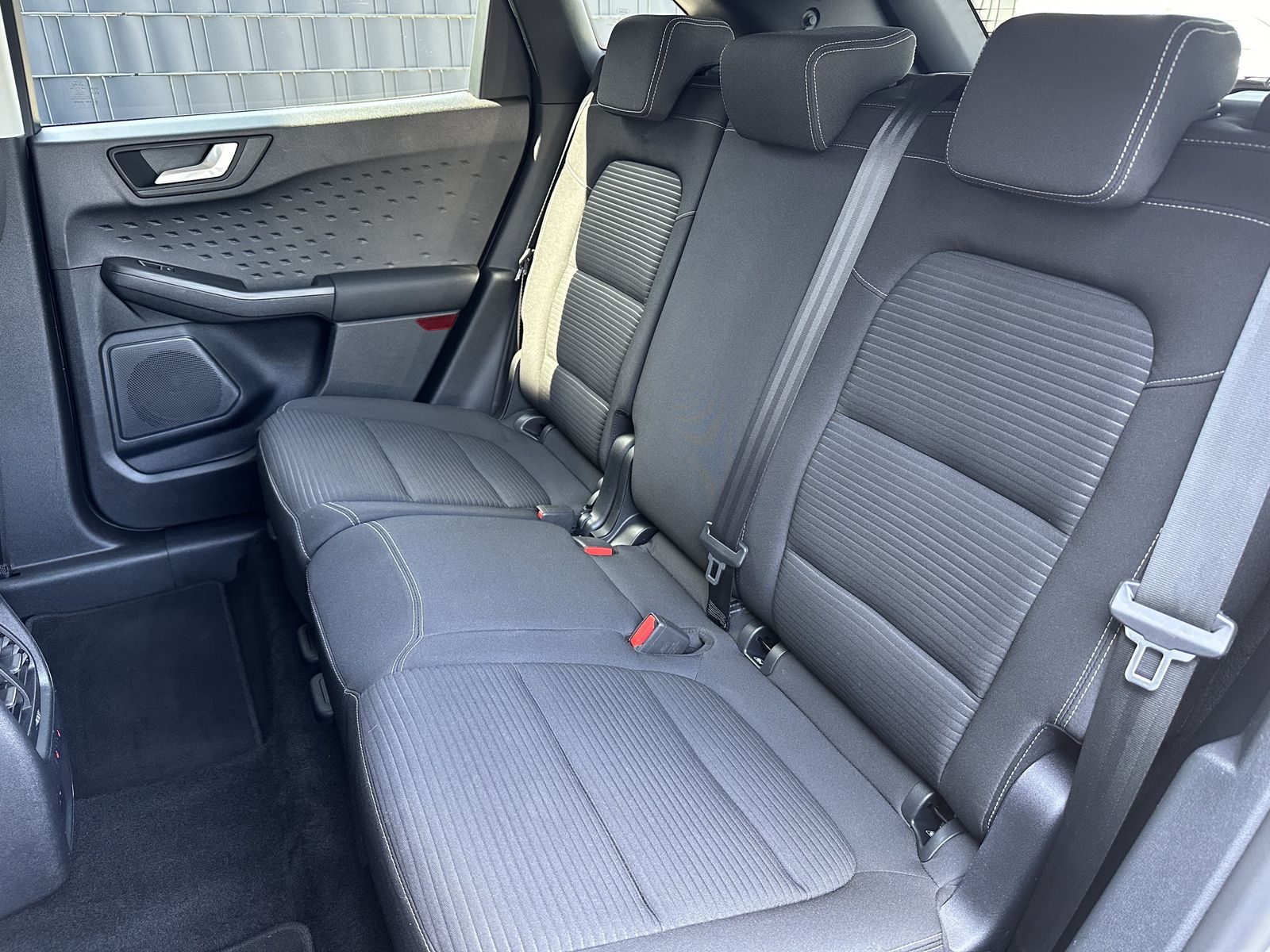 Fahrzeugabbildung Ford Kuga 2.5 Plug-In Hybrid Titanium NAV+KAM+CARPLAY