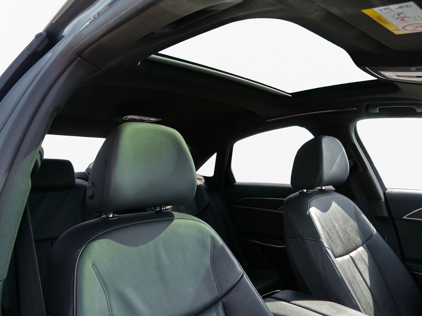 Audi A8 - Bild 10