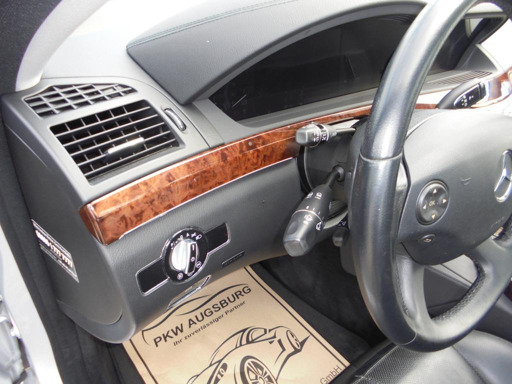 Mercedes-Benz S 500