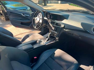 2011 Mercedes-BENZ C 180 — миниатюра 15