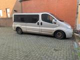 Renault Trafic 2.5 dCi  8-Sitzer mit neue... - Renault Trafic in Bremen