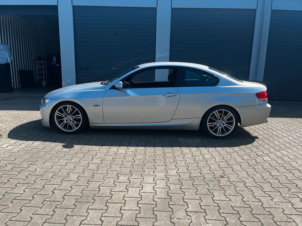 BMW 325