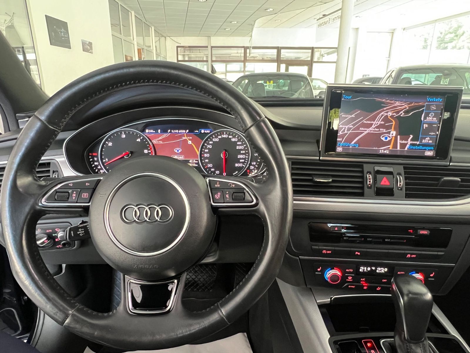 Fahrzeugabbildung Audi A6 Avant 3.0 TDI clean diesel quattro *PANO*HEAD