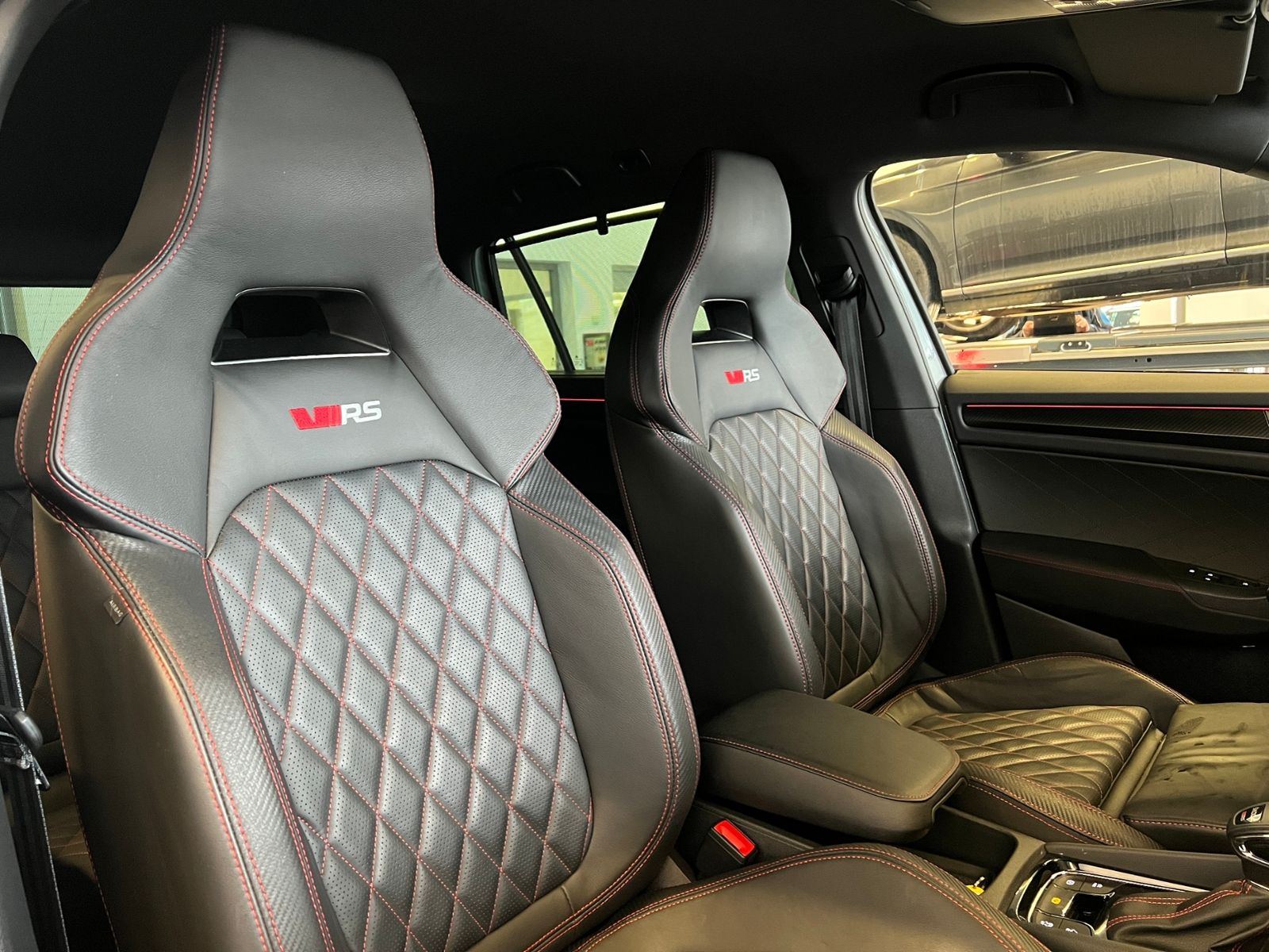 Fahrzeugabbildung SKODA Kodiaq RS 2.0 TSI DSG 4x4 *AHK, Matrix, Standhzg