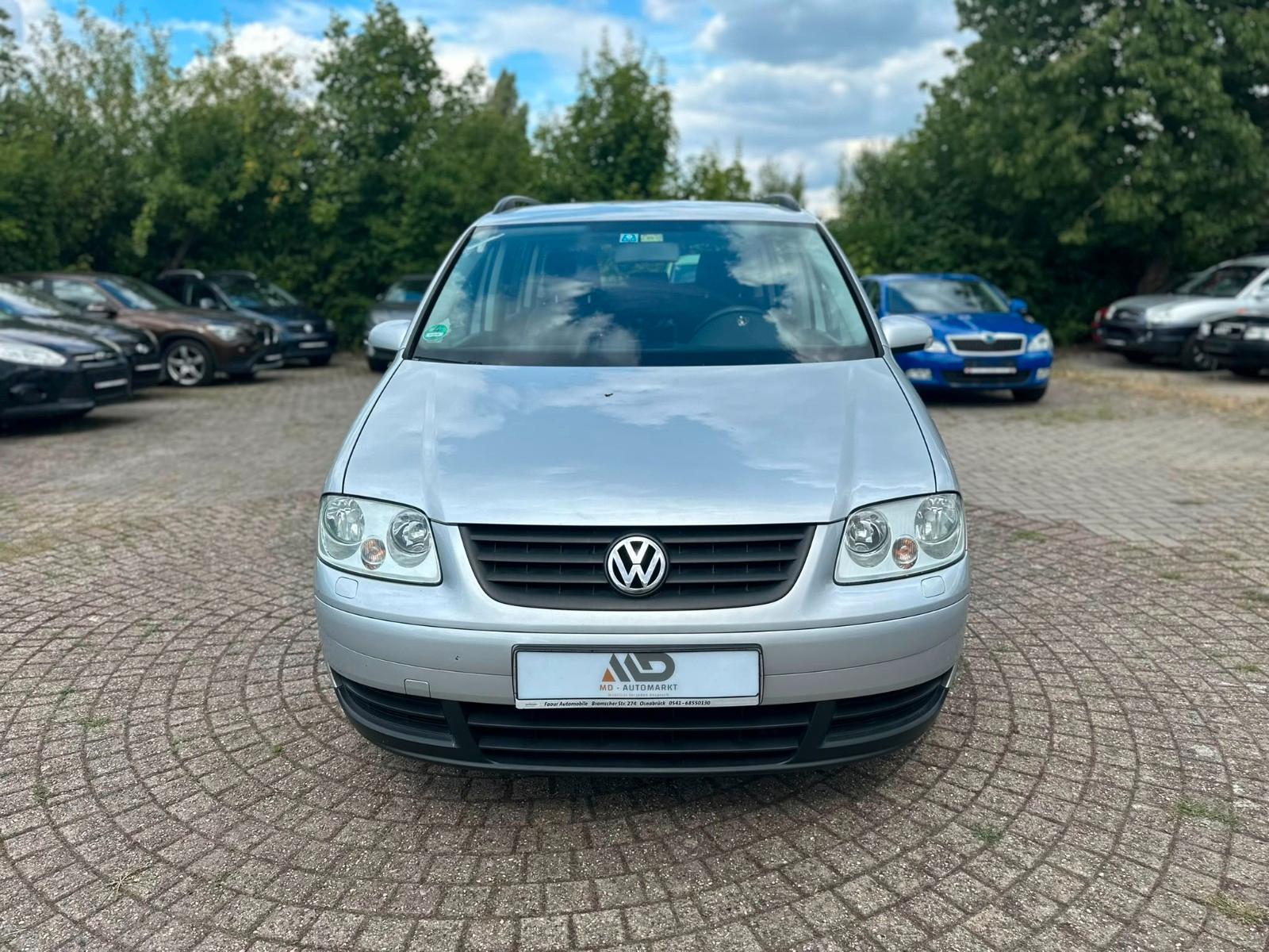 Volkswagen Touran AHK, TÜV Neu, 7 sitz. Klima