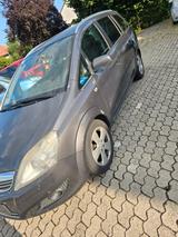 Opel Zafira 1.9 CDTI Edition 110kW Automatik - Gebrauchtwagen bis 6.000 Euro