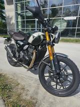 Triumph Scrambler 400 X mit Zubehör - TRIUMPH SCRAMBLER 400 X