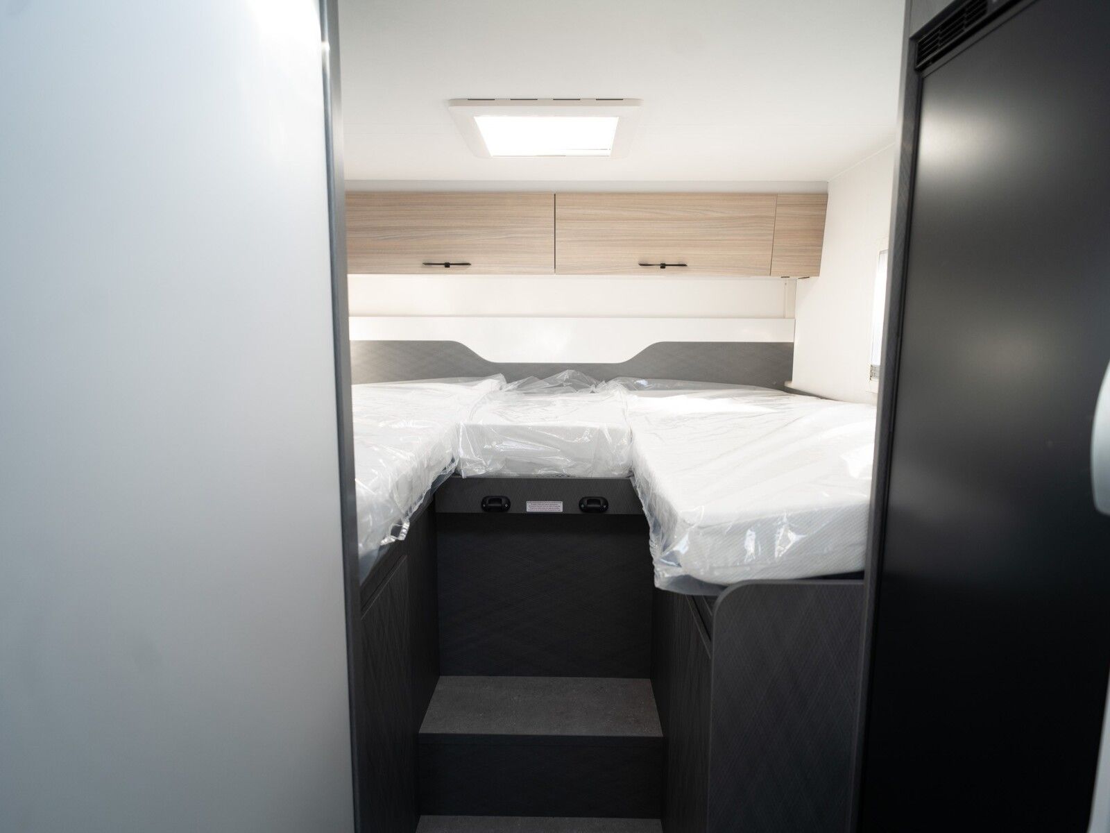 Fahrzeugabbildung Etrusco T-Modell Base 6.9 SB Markise*Hubbett*MJ 2026