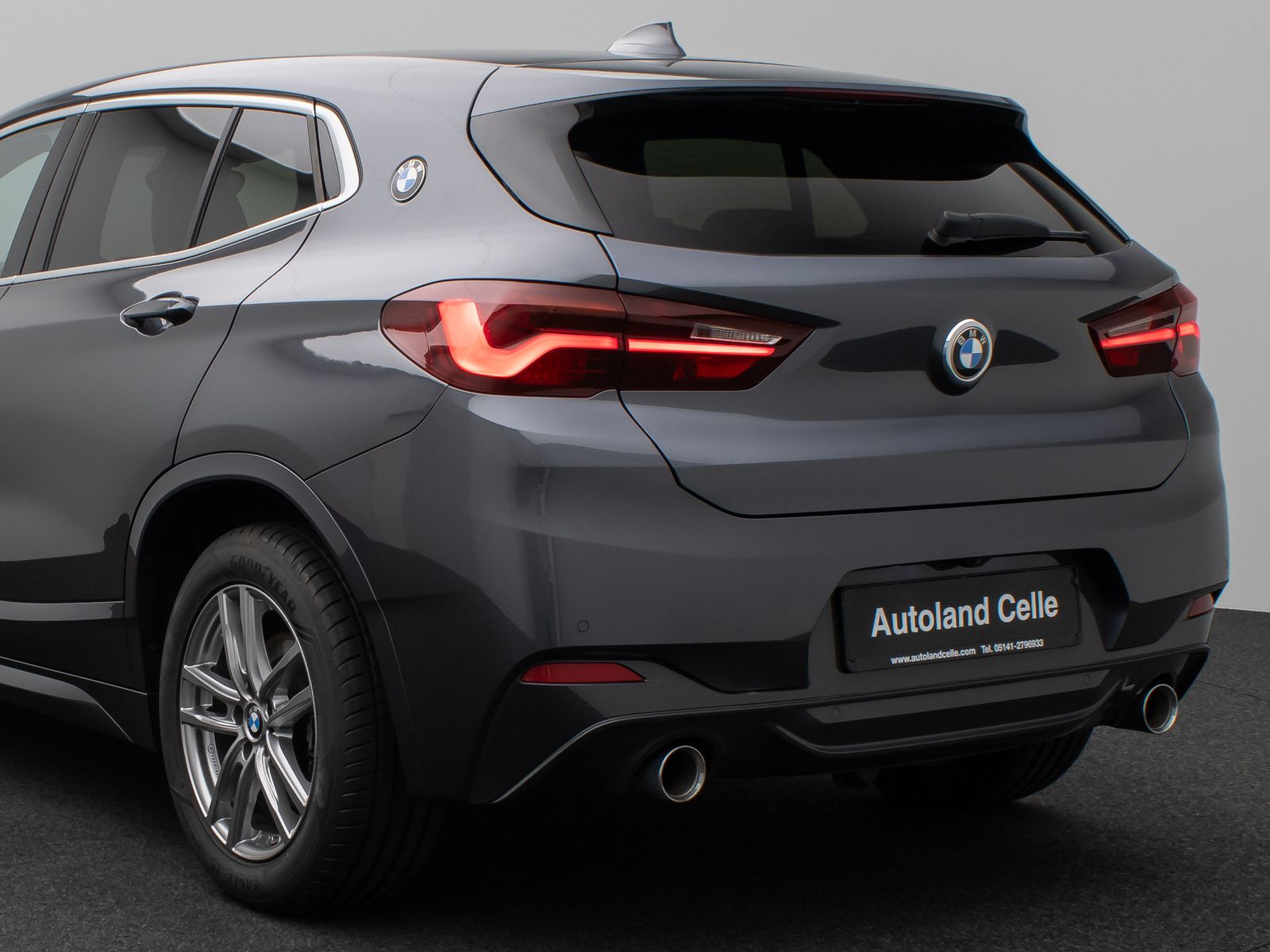 Fahrzeugabbildung BMW X2 xD20d M Sport Panorama Kamera HUD DAB Komfort