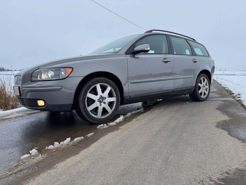 Volvo V50