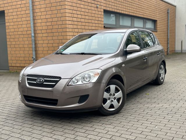 Kia cee'd / Ceed/KLIMAAUTOMATIK/AUX/USB/TÜV/////////