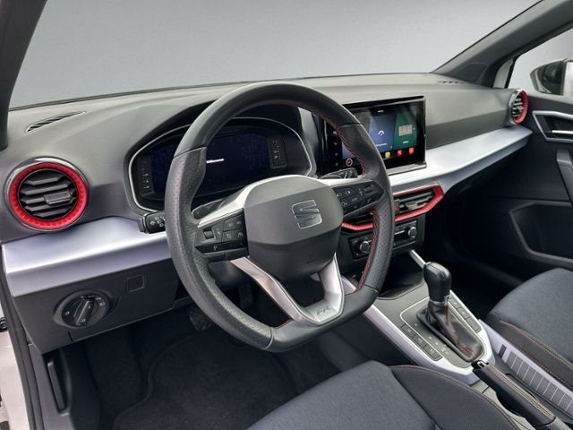 Arona 1.5 TSI DSG FR LED+NAVI.+KAMERA+ACC+SIHZG+