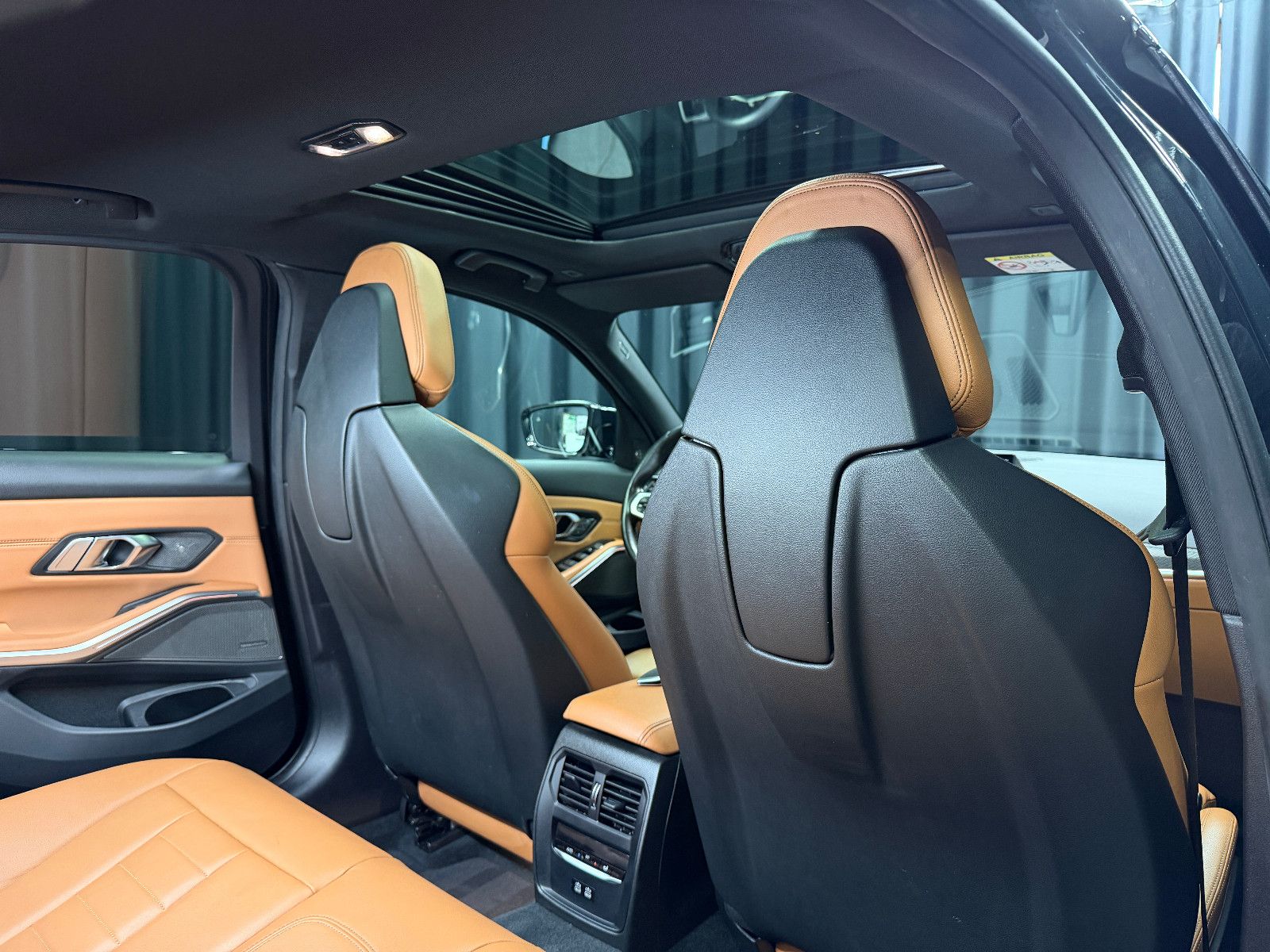 Fahrzeugabbildung BMW M340i xDrive Limousine|M-Sitze|H&K|360°|PANO|HuD