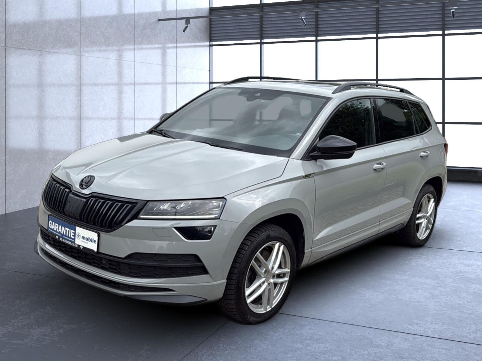 Fahrzeugabbildung SKODA Karoq Sportline 4x4/ unfallfrei