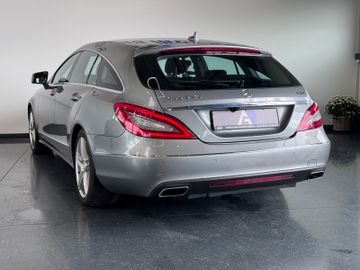 Mercedes CLS 350 Shooting Brake - 12