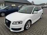 Audi S3 Sportback 2.0 TFSI quattro - Audi S3 mit Benzin-Antrieb: Limousine, Schaltgetriebe