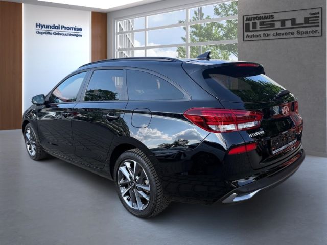 Fahrzeugabbildung Hyundai i30 1.5 T-GDI (140 PS) 48V 7-DCT 2WD Advantage P