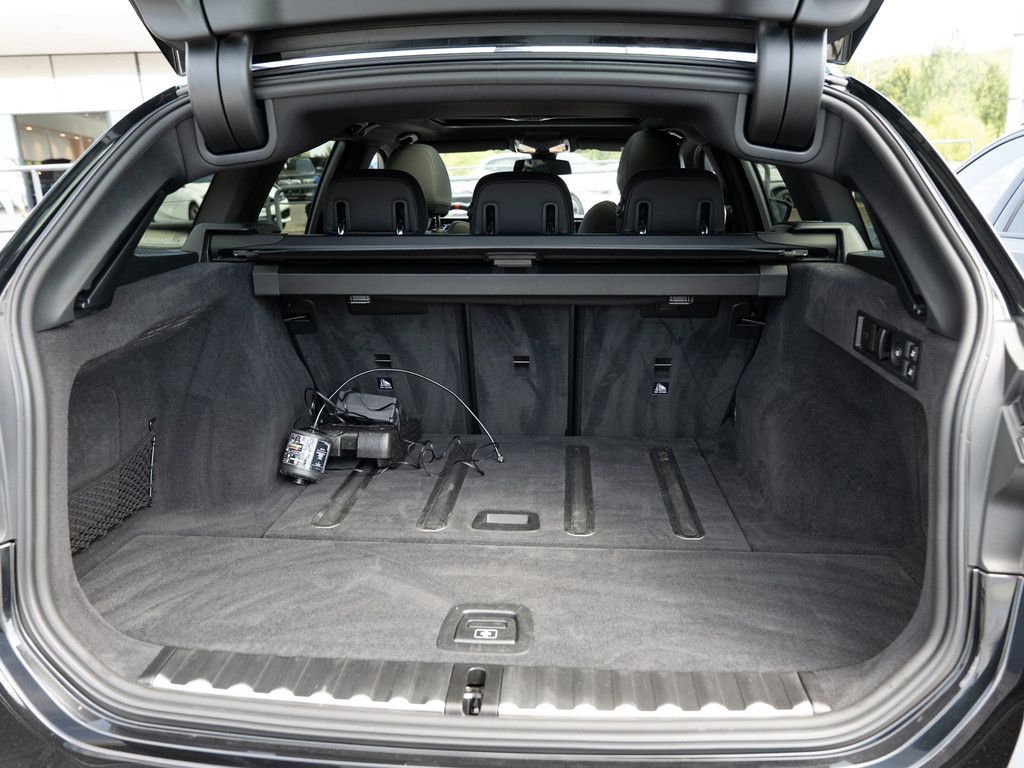BMW 340i Touring xDrive FACEL. PANO AHK HUD 360° foto 9