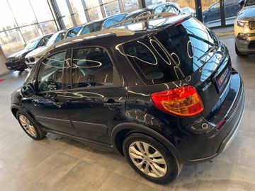 Suzuki SX4 1.6 VVT 2WD Style Automatik *SHZ*NAVI*KLIMA*