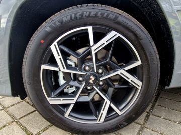 Hyundai TUCSON 1.6 T-GDI N-LINE (180PS) Allradantrieb