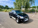 Toyota Hilux D4D 3,0 Automatik LKW Zulassung 3,5t AHk - Toyota Hilux mit Diesel-Antrieb: 3l