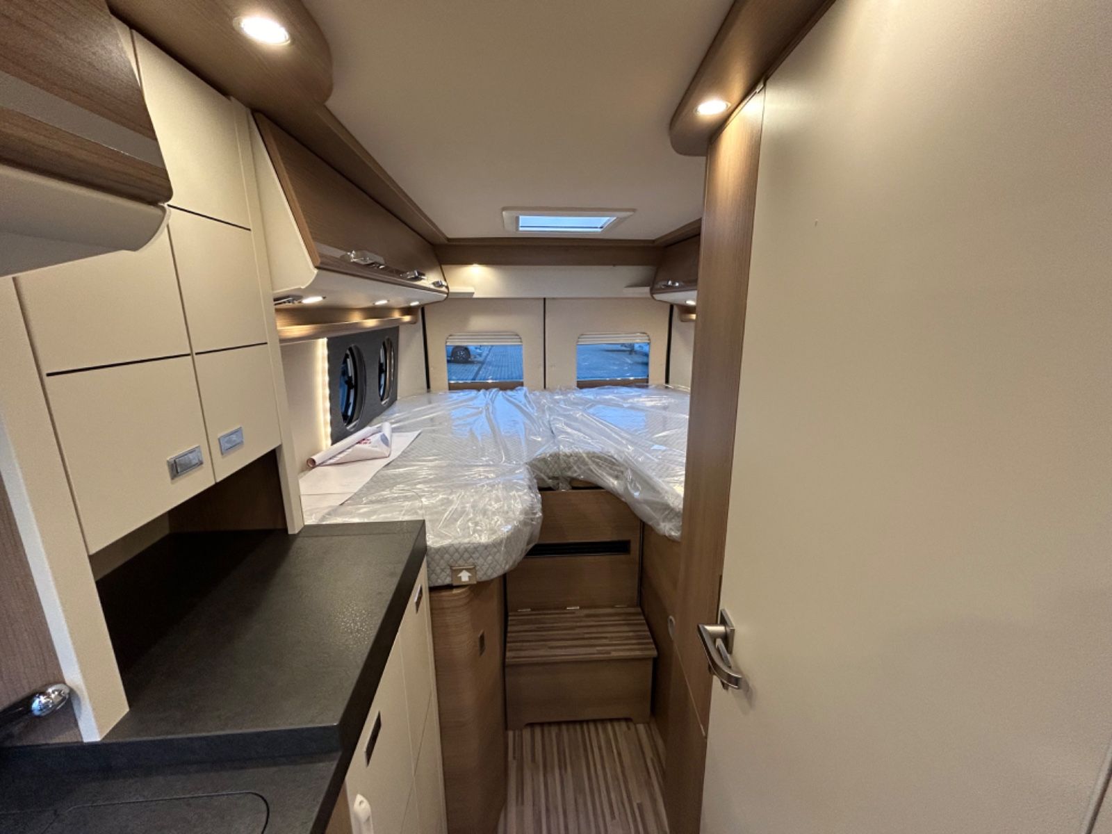 Fahrzeugabbildung Malibu Van 640 LE RB GT Two Rooms MJ 25 Skyview Aktion