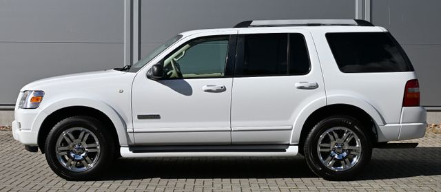 Ford Explorer V8 Eddie Bauer